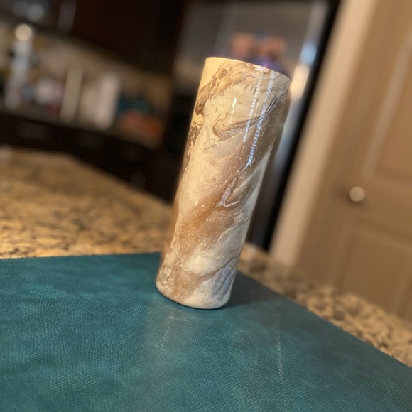 Customized marble 20 oz tumbler w/ lid and straw - Picture 1 of 2